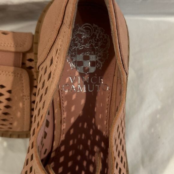 VINCE CAMUTO NWOB  Mritsa Perforated Petal Pink Mauve Leather Oxford Loafer 6.5 - Picture 3 of 10